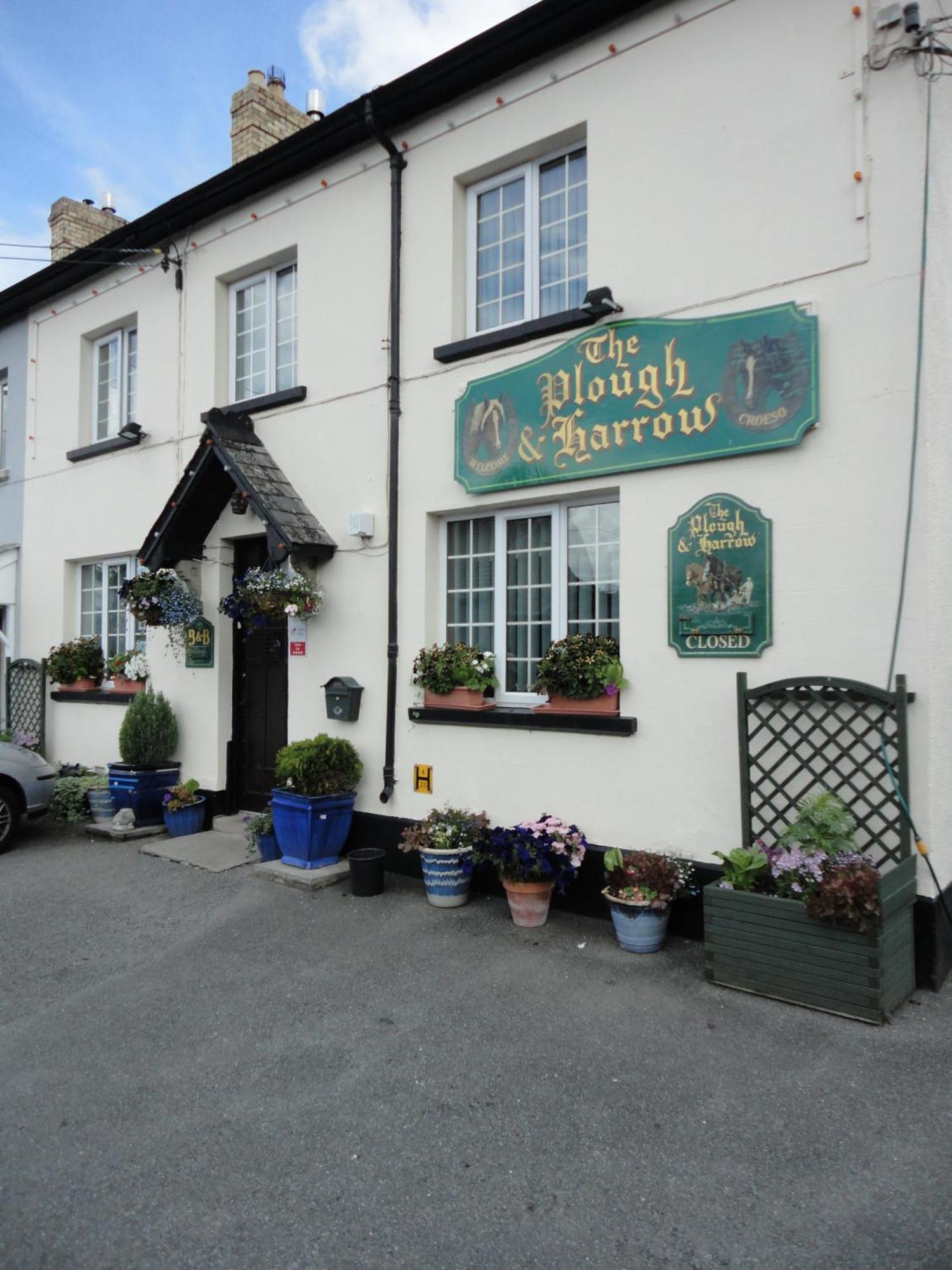 Plough And Harrow Hotel Brecon Exterior photo